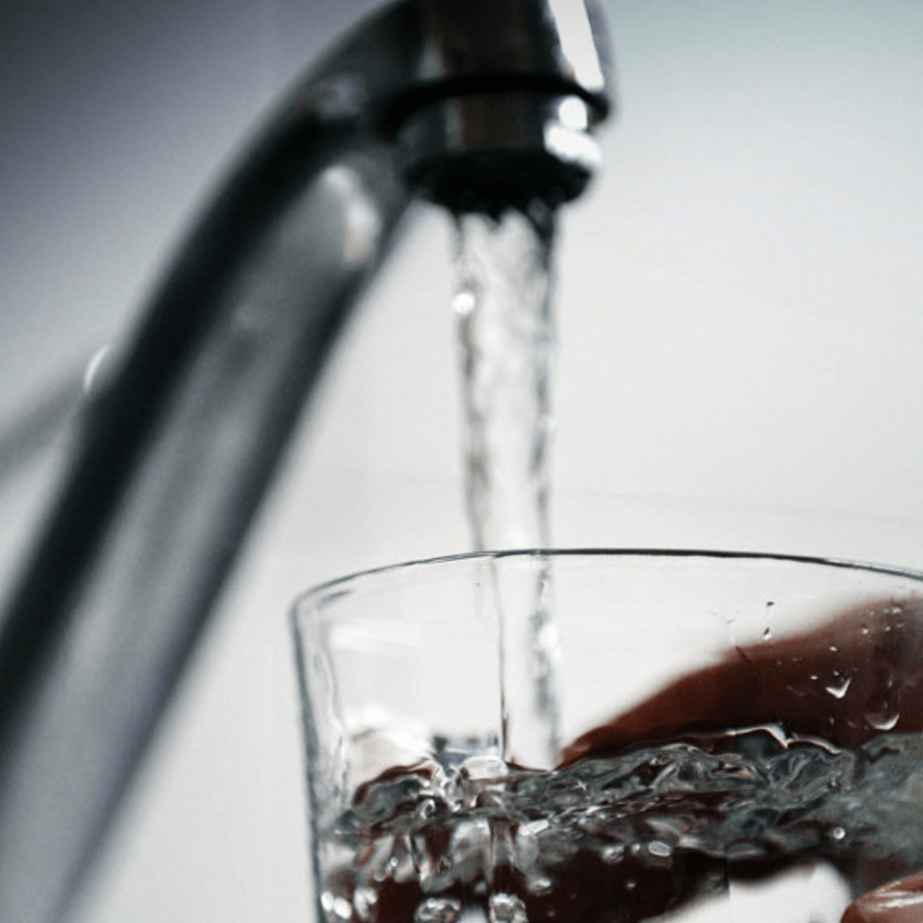 Comment filtrer l'eau du robinet ?